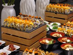 寿司-索菲特酒店 · 云尚天际自助餐厅