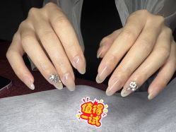 -爱空间美睫健康美甲