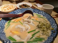 -荣家黄鱼面(前滩太古里店)