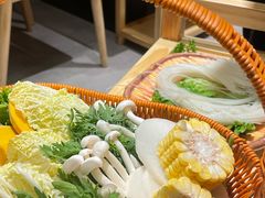 -椰子湾·海南火锅·糟粕醋·椰子鸡(正大广场店)