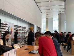 -Apple零售店(华贸购物中心店)