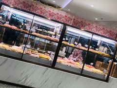 面包甜点陈列柜-奈雪的茶(新天地广场PRO店)