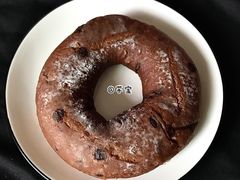 巧克力奶油圈-Juicy Bakery(大学路店)