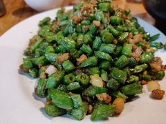 橄榄豆角炒肉-四川酒村(礼贤南街店)