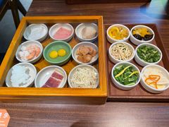-良米山·云南野生菌过桥米线(上海首店)
