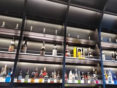 -星河吉酒店-BOND大堂吧·咖啡·简餐