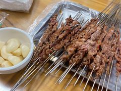 -亨利烧烤(理想山店)