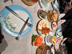 -雍容荟帝王蟹活龙虾展台自助(IFS黑金店)