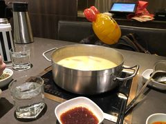 -捞王锅物料理(上海世茂广场店)