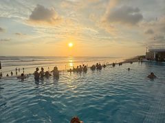 -FINNS Beach Club