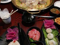 -重庆爽翻天老火锅(临平万达广场店)