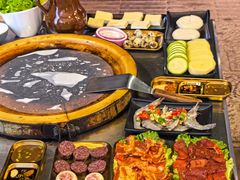 -云琴家·白族石板烧·菌锅(三十九年姐妹传承店)