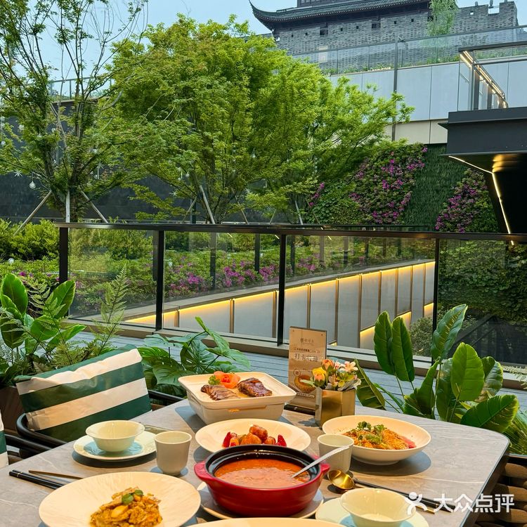 苏州新开的花园餐厅！！好美好好吃啊…..🥹