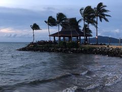 -Sunset Bar(丹绒亚路香格里拉店)