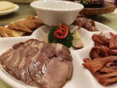 -洁捷餐饮(双桥农场店)