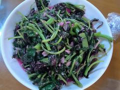 -芦茨金富饭庄·25年老字号·专做稻草鸡