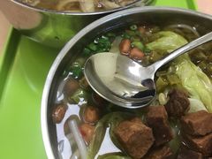 -卓雅桂林米粉