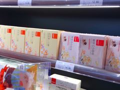-良品铺子(五角场万达店)