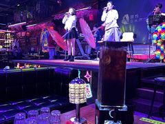 -喜鹊音乐酒馆(西街店)