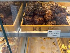 -拢香糕点(万达店)