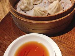 蟹黄鲜肉小笼包-上海小南国(正大店)