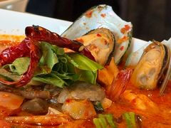 -Chom Cafe and Restaurant