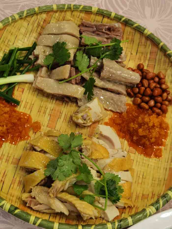 大海湾食家-"昨天去海珊瑚吃饭,服务态度确实很好顾客是.