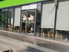 门面-老乡鸡(武汉中南梅苑小区地铁站店)