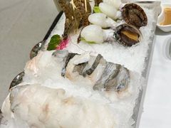 -红鼎豆捞·非遗鲍皇汤火锅(宝丰路店)