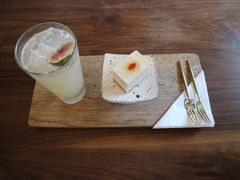 -知亘茶食