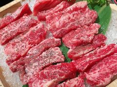 -韩烧牛中牛·甄选黑牛烤肉(黑金店)
