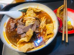 -丽丽三鲜螺蛳粉(田林路店)