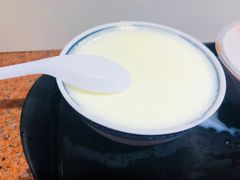 冻双皮奶-百花传统甜品店(原址店)