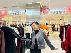 -新百广场(地铁站)