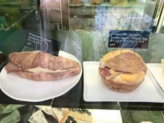 -星巴克(香港国际机场44号闸店)