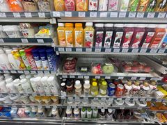 -全家便利店(杭州龙翔桥地铁站店)