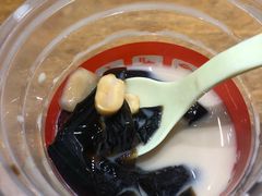 -八婆婆烧仙草(曾厝垵店)