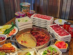 -来龍儿鲜切牛肉自助老火锅