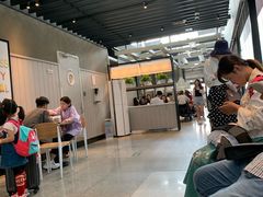 等位区-肯德基(火车北站店)
