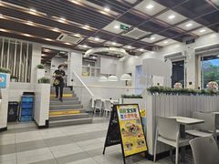 -老娘舅餐厅(黄龙体育中心店)