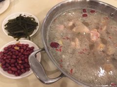 -一席地·本地鸡窝·杭帮鸡火锅(萧山银隆百货店)