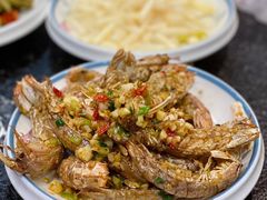 赖尿虾有膏-三妹小龙虾·黄油蟹(华侨城总店)