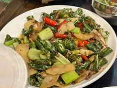 -鸿顺老铁锅美蛙鱼府(解放碑店)