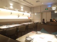 大堂-周渝食惦·酸菜鱼精致川菜(横岗店)
