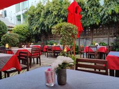-Dash Teak House