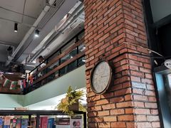 -第三空间·趣味桌游·轰趴.室内CS.剧本杀(大武汉1911店)