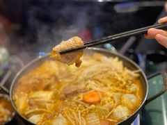 泡菜五花肉锅-炙韩料理·部队锅专门店