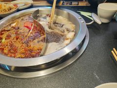 -沸炉重庆老火锅(军事博物馆店)