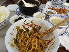 肉丁小碗干炸炸酱面-海碗居(牡丹园店)