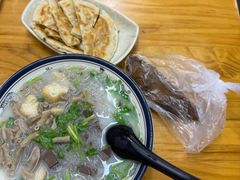-鸭小妹鸭血粉丝(老门东店)